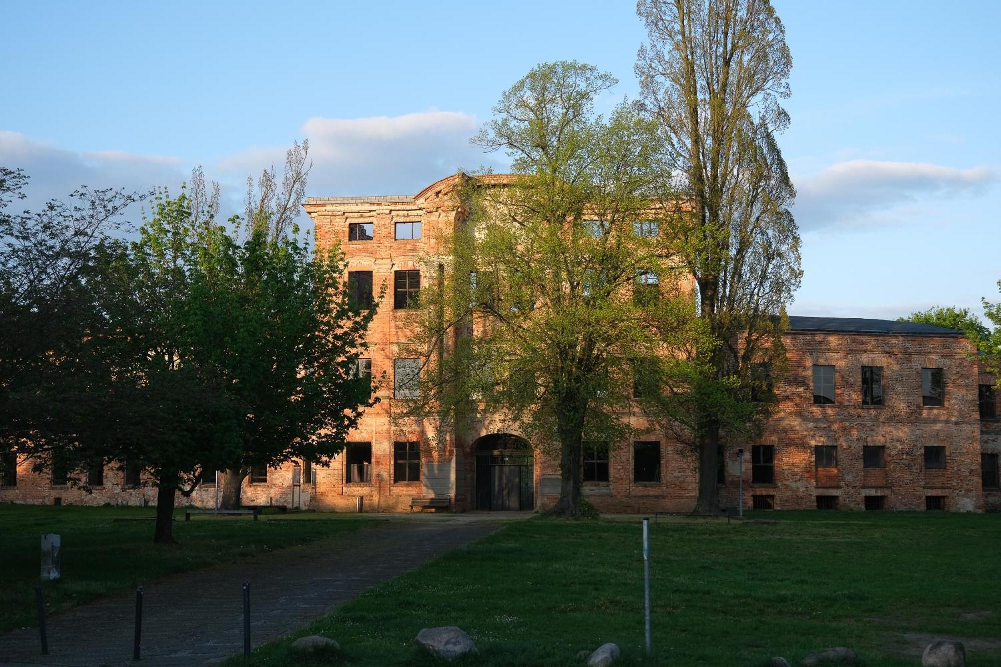 Hotel & Restaurant Am Schlosspark Dahme  外观 照片